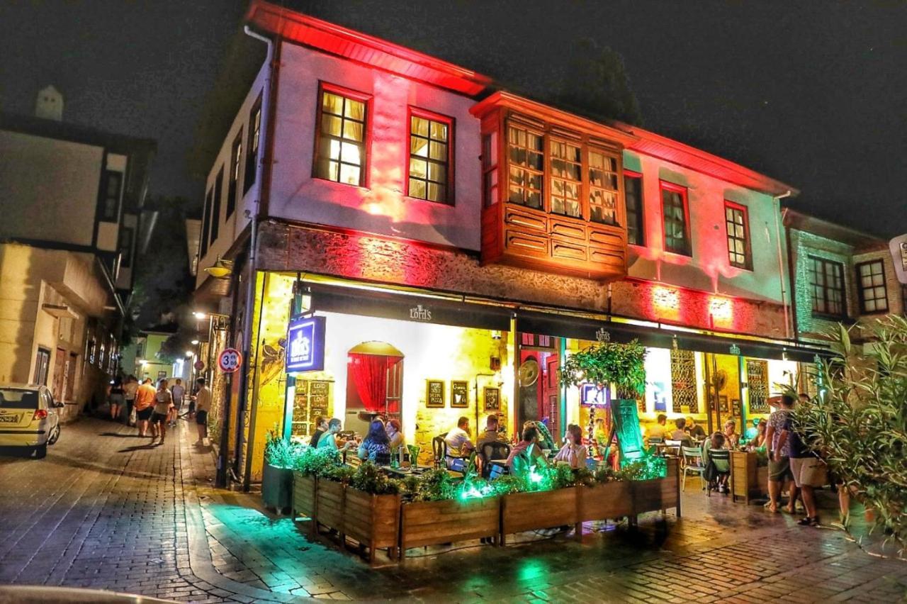 Lords Hostel & Pub Antalya Ngoại thất bức ảnh